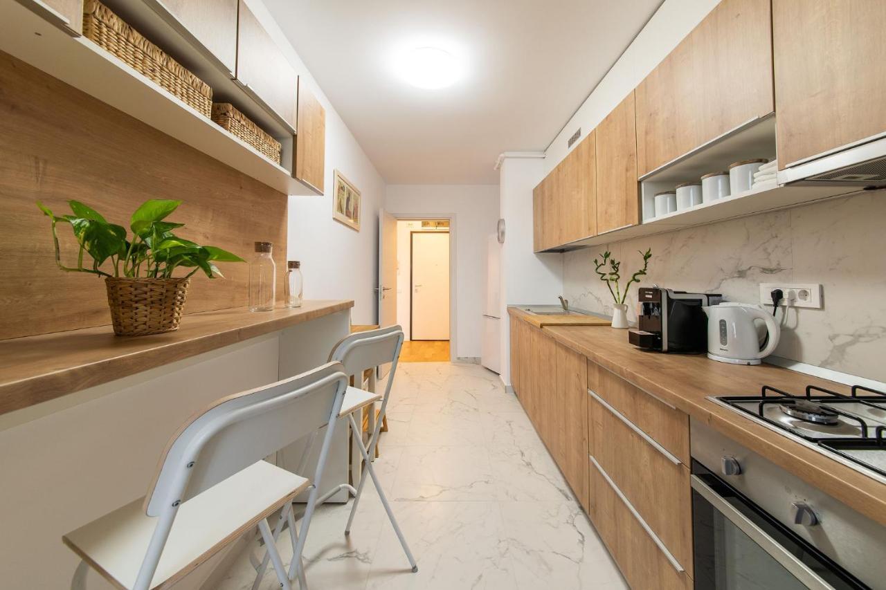 North Likehome Comfort Бухарест Экстерьер фото
