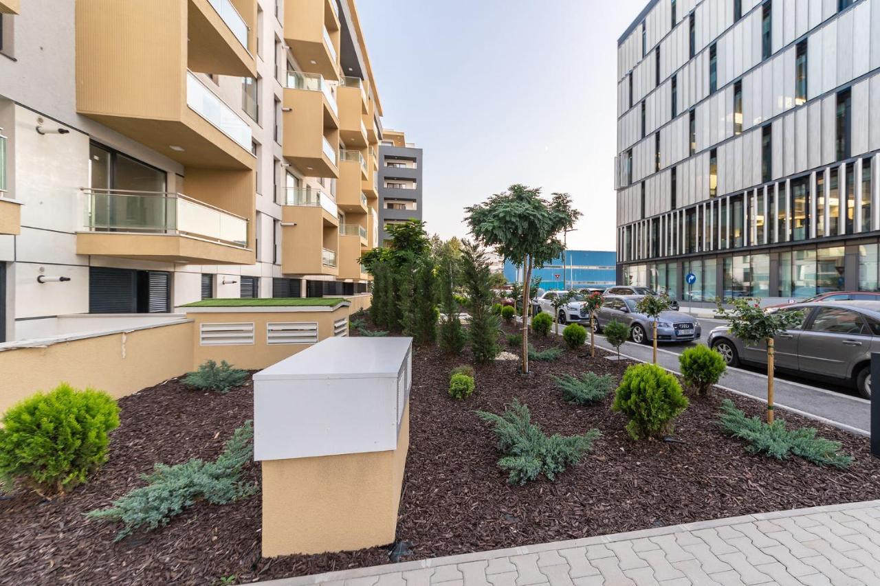 North Likehome Comfort Бухарест Экстерьер фото